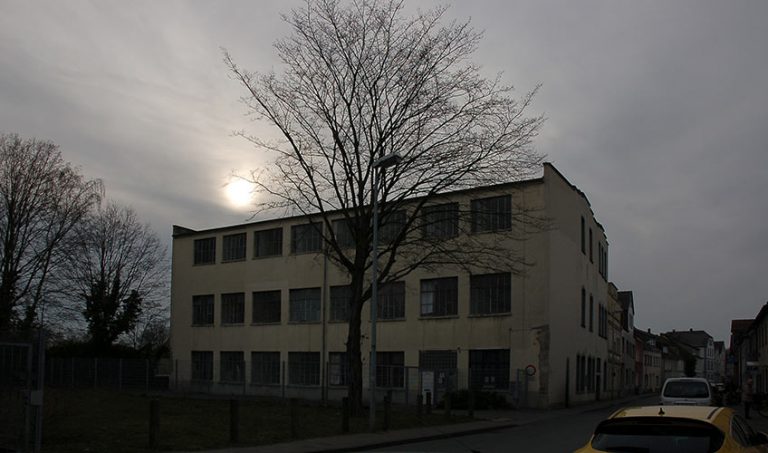 Zur Zukunft des historischen Werksgebäudes der Hella in der Hospitalstraße